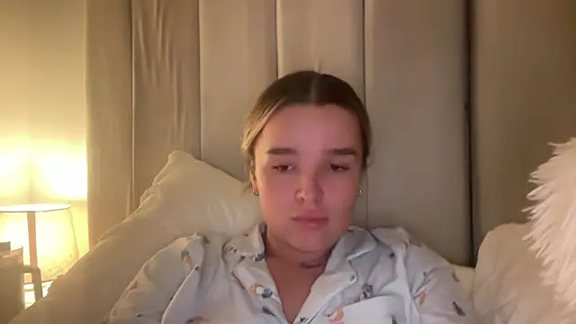 Snapshot of maisiesmithx chatting on 07/05/26, 02:49 maisiesmithx online show from 07/05/26, 02:49