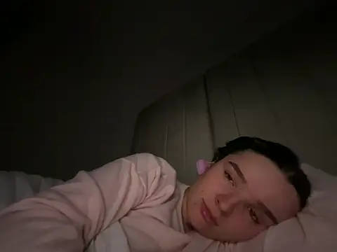 maisiesmithx online show from 02/17/26, 03:26