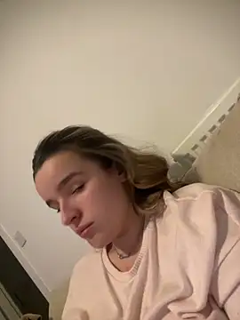 maisiesmithx online show from 02/17/26, 11:02