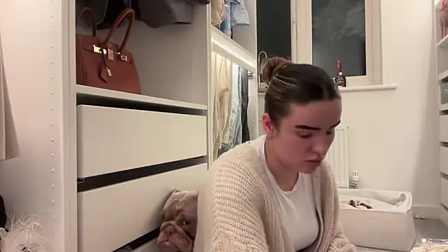 maisiesmithx online show from 03/28/26, 09:27