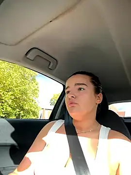 maisiesmithx online show from 10/21/25, 01:10