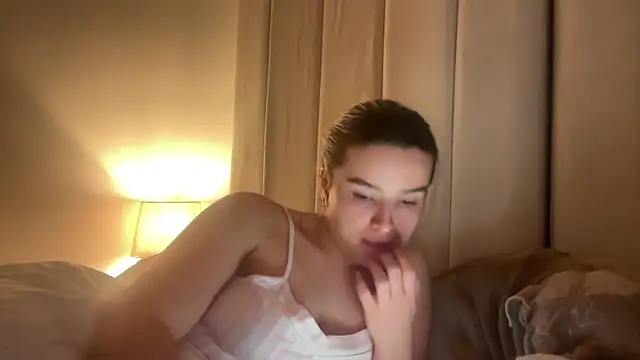 maisiesmithx online show from 03/27/26, 12:08