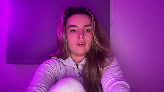 maisiesmithx online show from 01/11/26, 09:11