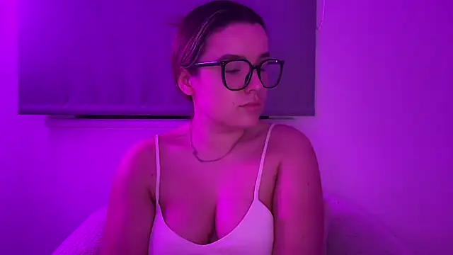 maisiesmithx online show from 01/16/26, 07:18