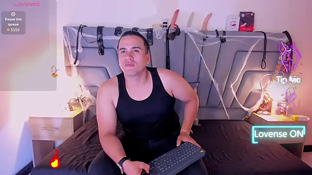 Vale n Matt online show from 11/07/25, 03:33