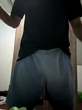 Erick-90 online show from 10/23/25, 04:33