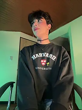 sue   0 online show from 11/30/25, 05:08