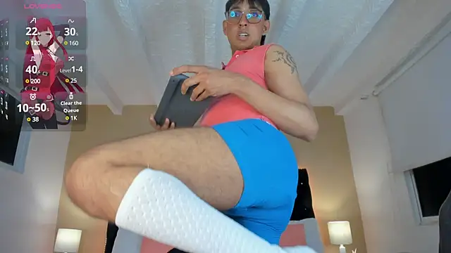 Snapshot of Dark_hairy_ chatting on 02/27/25, 03:40 Dark hairy online show from 02/27/25, 03:40