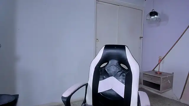 coraltaylor online show from 03/16/25, 12:45