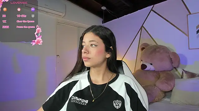 coraltaylor online show from 12/07/24, 03:58