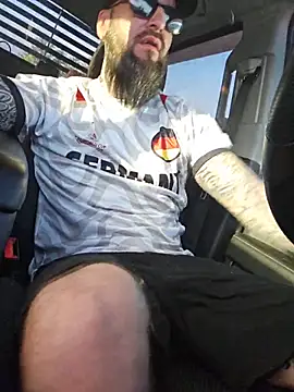 Beardedtattood online show from 06/12/26, 10:46