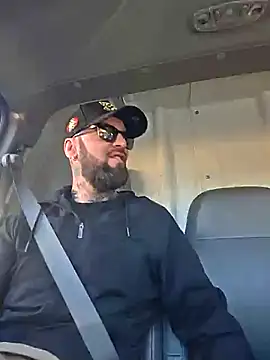 Beardedtattood online show from 10/24/25, 12:48