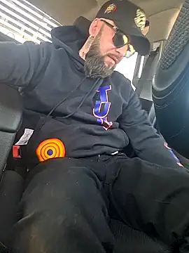 Beardedtattood online show from 05/04/26, 01:47