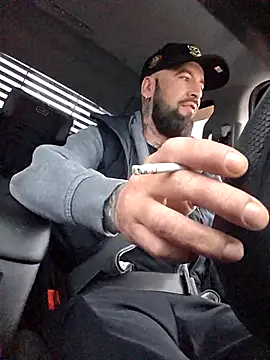 Beardedtattood online show from 10/30/25, 12:14