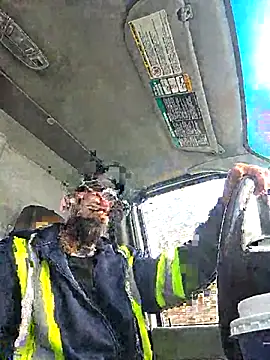 Beardedtattood online show from 12/05/25, 01:21