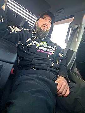 Beardedtattood online show from 04/26/26, 11:07
