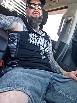 Beardedtattood online show from 05/19/26, 03:08