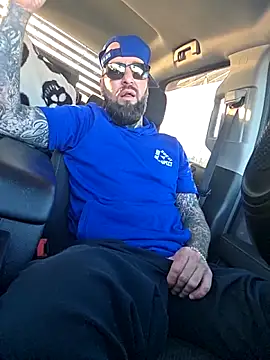 Beardedtattood online show from 11/13/25, 01:15