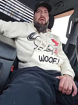 Beardedtattood online show from 05/13/26, 11:28