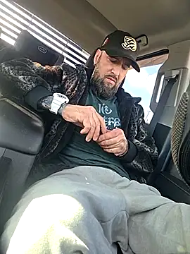 Beardedtattood online show from 04/19/26, 01:12