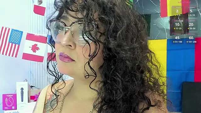 Snapshot of Reginavegaa chatting on 06/25/26, 11:37 Reginavegaa online show from 06/25/26, 11:37
