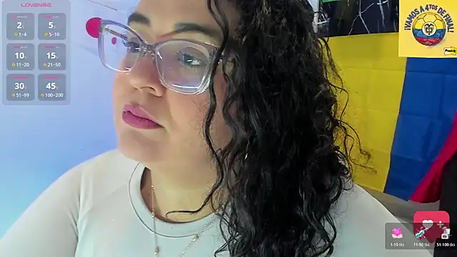 Snapshot of Reginavegaa chatting on 07/08/26, 11:33 Reginavegaa online show from 07/08/26, 11:33
