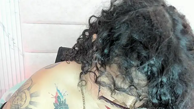 Reginavegaa online show from 02/14/26, 11:43