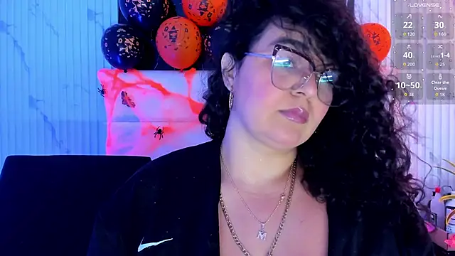 Snapshot of Reginavegaa chatting on 10/30/25, 11:41 Reginavegaa online show from 10/30/25, 11:41