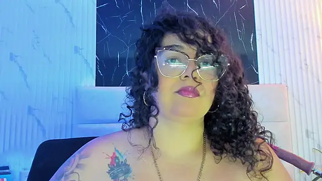 Snapshot of Reginavegaa chatting on 09/09/25, 11:41 Reginavegaa online show from 09/09/25, 11:41