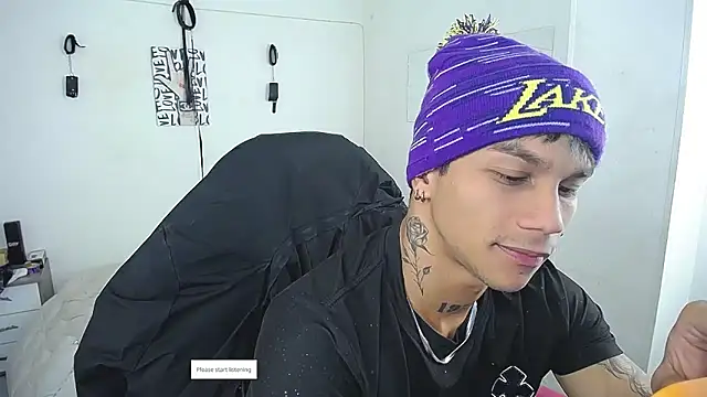 Snapshot of Leonard_Price chatting on 02/21/26, 01:24 Leonard Price online show from 02/21/26, 01:24