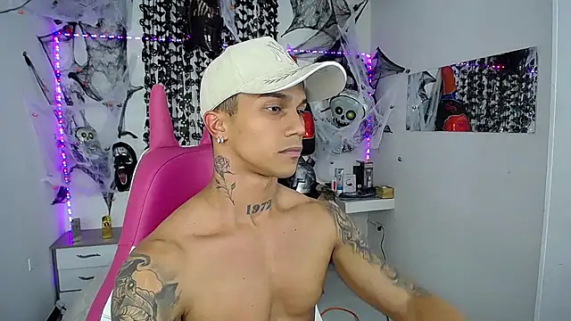 Leonard Price online show from 11/02/25, 03:55