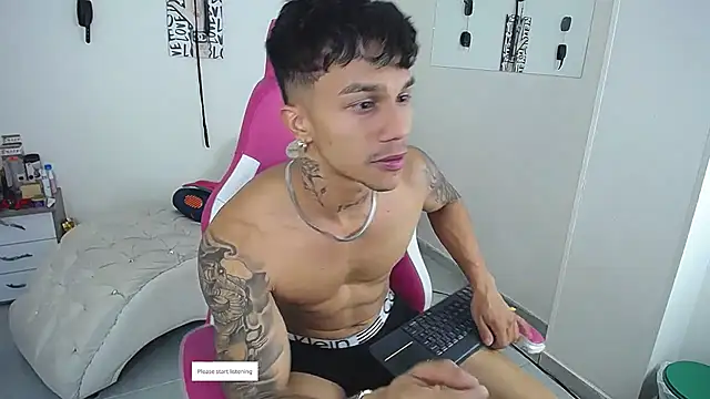 Snapshot of Leonard_Price chatting on 03/30/26, 12:23 Leonard Price online show from 03/30/26, 12:23