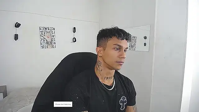 Snapshot of Leonard_Price chatting on 02/01/26, 12:20 Leonard Price online show from 02/01/26, 12:20