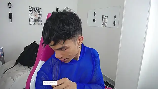 Snapshot of Leonard_Price chatting on 04/12/26, 01:09 Leonard Price online show from 04/12/26, 01:09