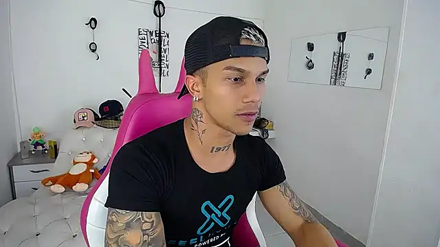 Leonard Price online show from 09/23/25, 01:56