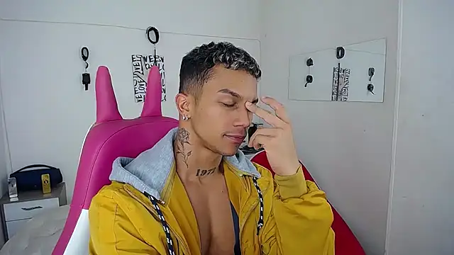 Leonard Price online show from 11/16/25, 01:54