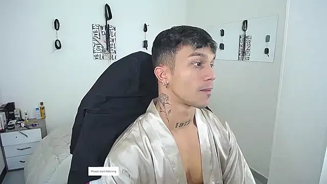 Snapshot of Leonard_Price chatting on 03/13/26, 07:08 Leonard Price online show from 03/13/26, 07:08