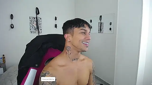 Snapshot of Leonard_Price chatting on 03/14/26, 09:10 Leonard Price online show from 03/14/26, 09:10