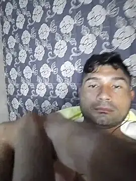 Snapshot of Diogo100 chatting on 03/15/26, 06:37 Diogo100 online show from 03/15/26, 06:37