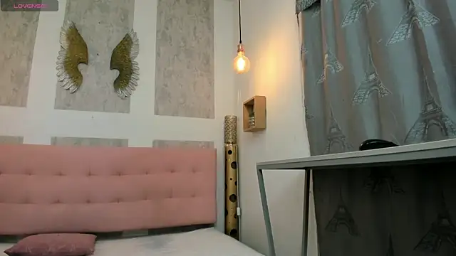 zhamira 21 online show from 02/06/26, 08:27