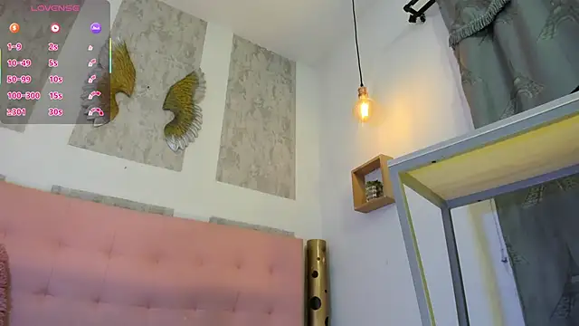 zhamira 21 online show from 11/20/25, 09:36