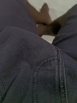 SuranSexy33 online show from 04/13/26, 01:04