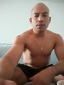 arcosta1989 online show from 10/30/25, 12:58