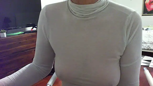Snapshot of __Angel78__ chatting on 03/19/25, 01:07 Angel78 online show from 03/19/25, 01:07