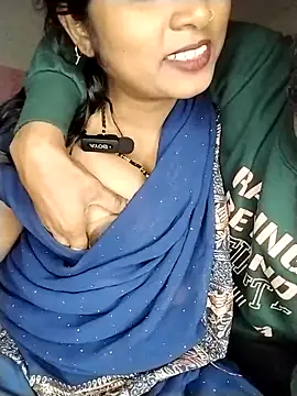 Snapshot of Indian_Lust_Couple chatting on 02/12/26, 12:32 Indian Lust Couple online show from 02/12/26, 12:32