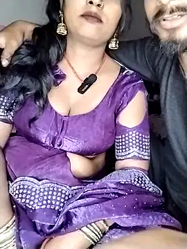 Snapshot of Indian_Lust_Couple chatting on 02/24/26, 01:17 Indian Lust Couple online show from 02/24/26, 01:17