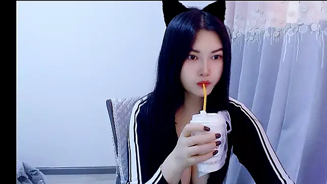 Little-sweet online show from 11/09/25, 01:09