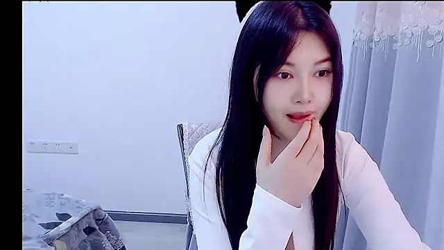 Little-sweet online show from 11/03/25, 01:22