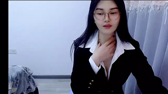 Little-sweet online show from 11/06/25, 02:15