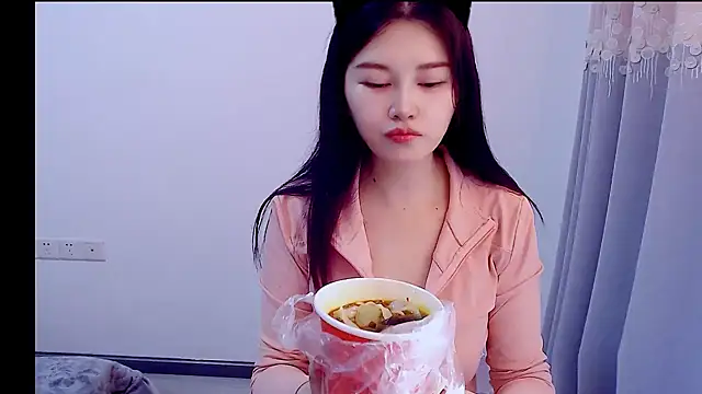 Little-sweet online show from 11/02/25, 01:10